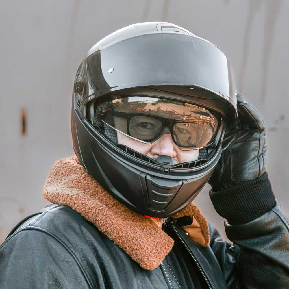 Orion 2 Matt Black Flip Up Motorbike Helmet - Image 6